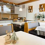 Gaestehaus Lukasser