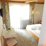 Gaestehaus Lukasser Bed and breakfast *