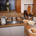 Bed and breakfast Gaestehaus Lukasser *