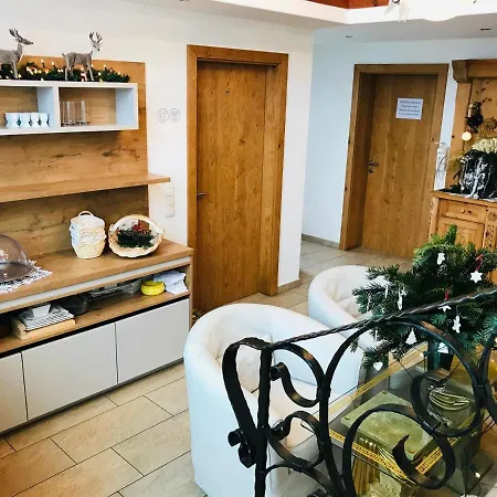 Alojamento de Acomodação e Pequeno-almoço Gaestehaus Lukasser
