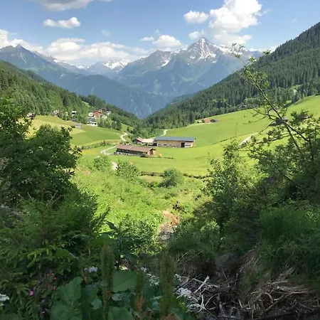 Gaestehaus Lukasser Bed & Breakfast *