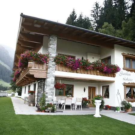 Gaestehaus Lukasser