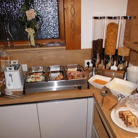 Oda ve Kahvaltı Gaestehaus Lukasser *