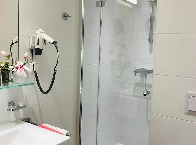 Gastehaus Lukasser فندق مبيت وإفطار هيباخ