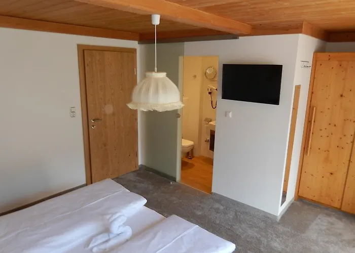 Gastehaus Lukasser *