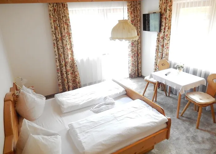 Gastehaus Lukasser فندق مبيت وإفطار هيباخ